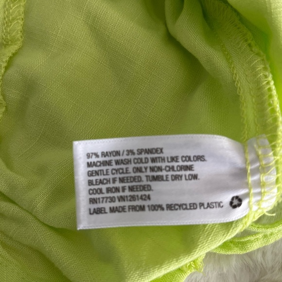 🚨SOLD🚨Neon Green Dress - Picture 4 of 6